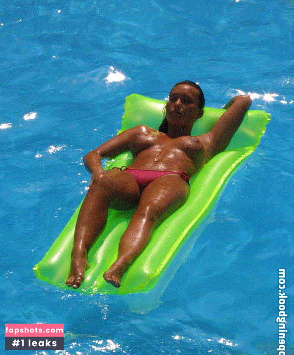 Lucinda Rhodes Flaherty gallery photo #8