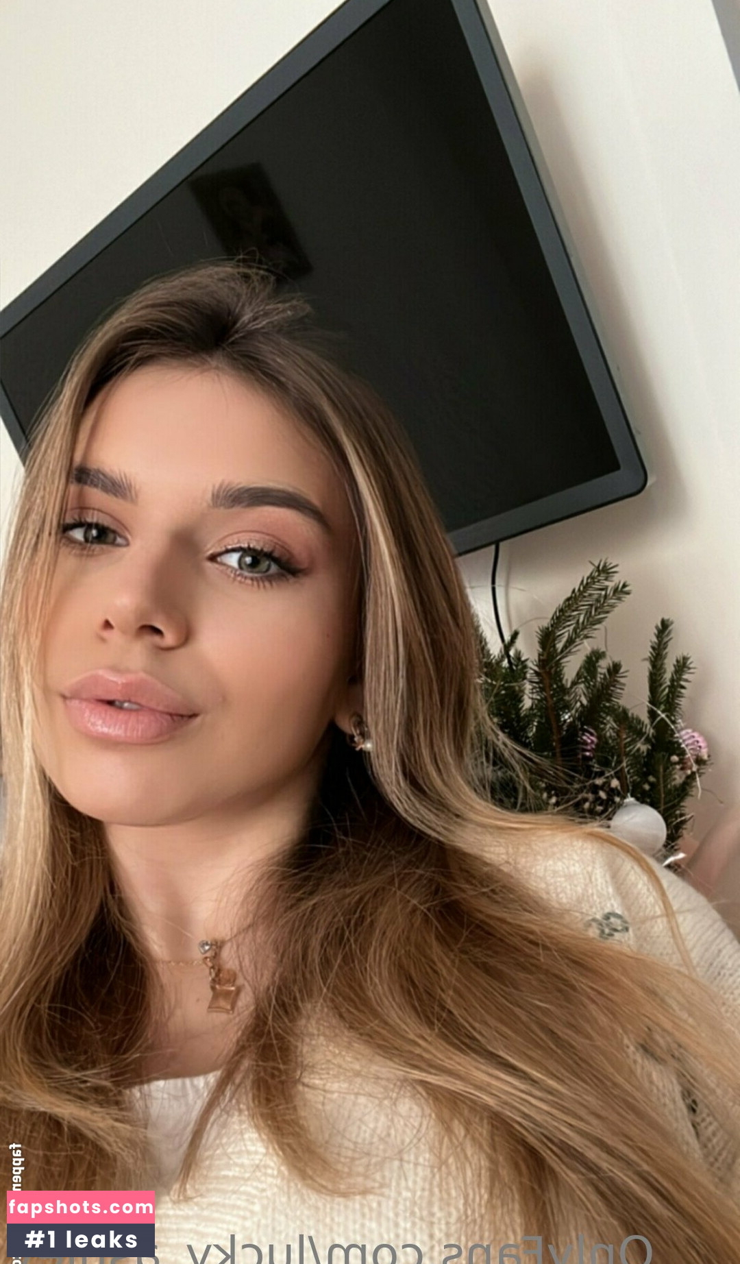 lucky_ashley gallery photo #10