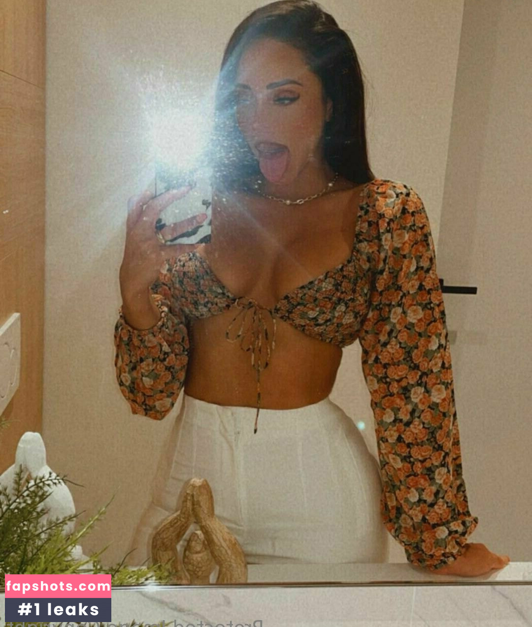 luckymammi gallery photo #25