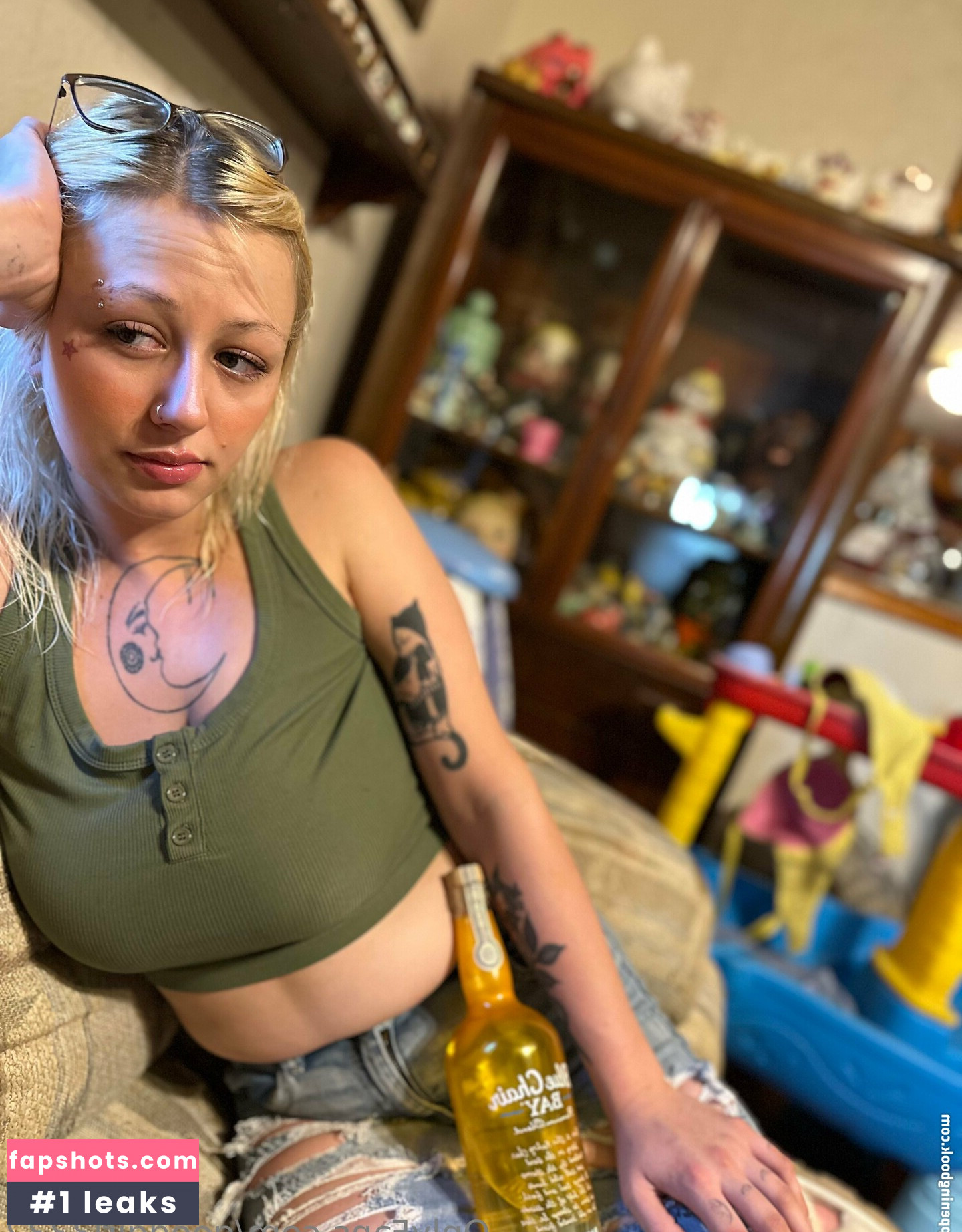 luckyxkarma gallery photo #7