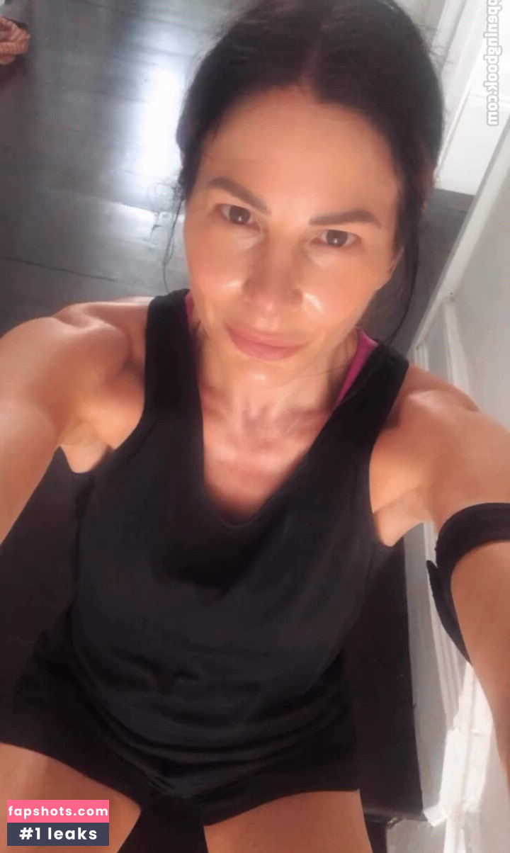 Lucrezia Millarini gallery photo #17