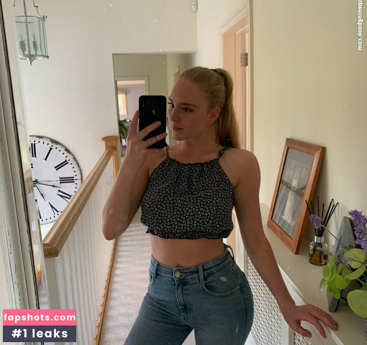 Lucy Baumgartner gallery photo #13