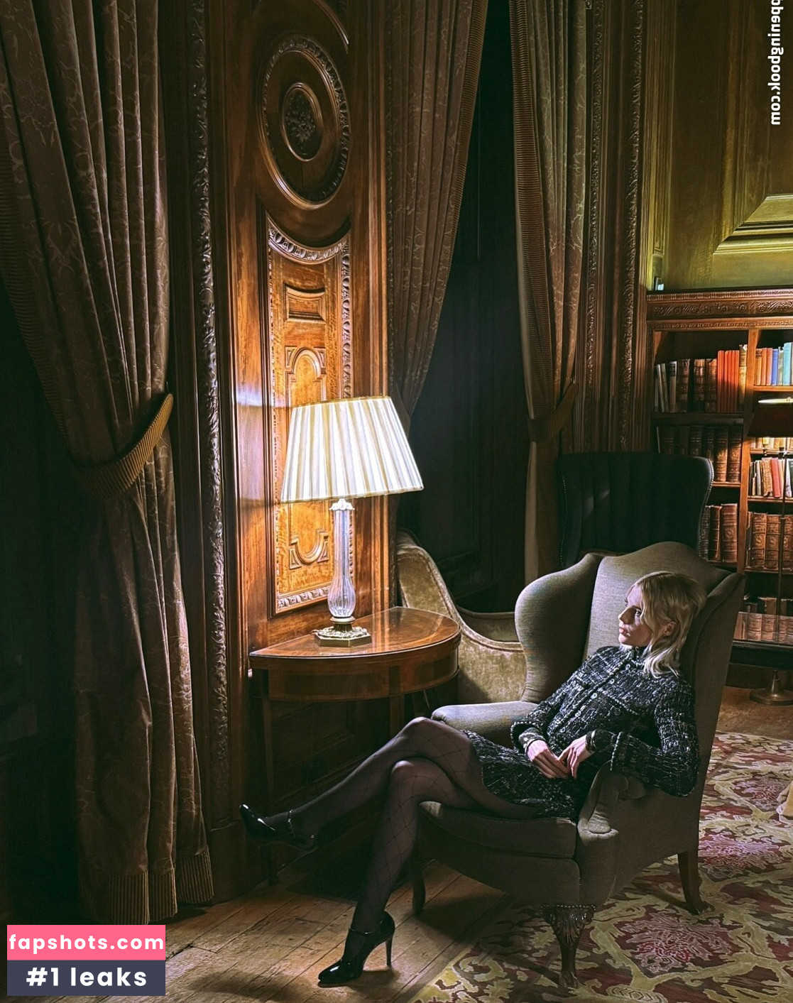 Lucy Boynton Filtración Desnuda OnlyFans Foto #3 - Fapshots