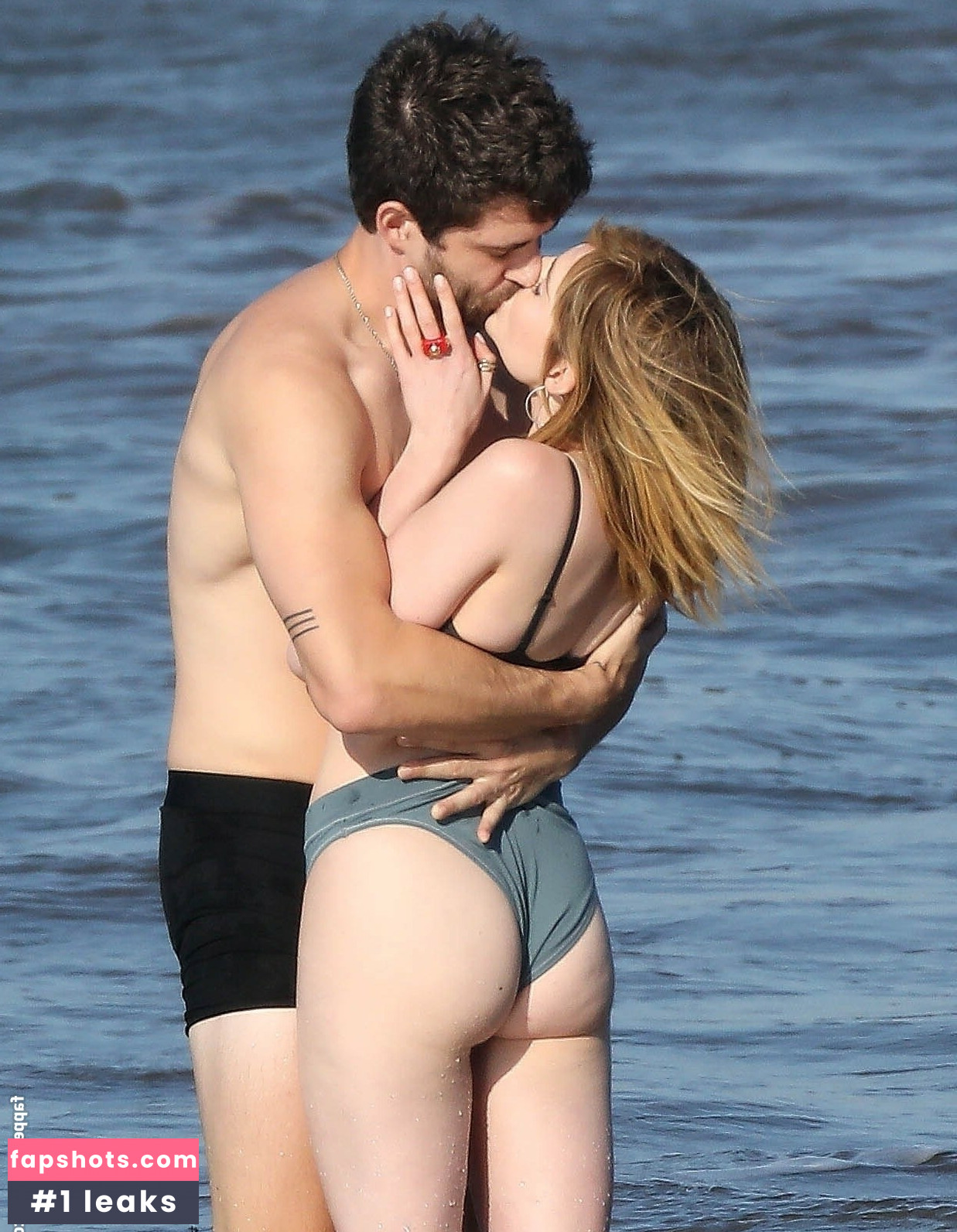 Lucy Boynton Filtración Desnuda OnlyFans Foto #51 - Fapshots