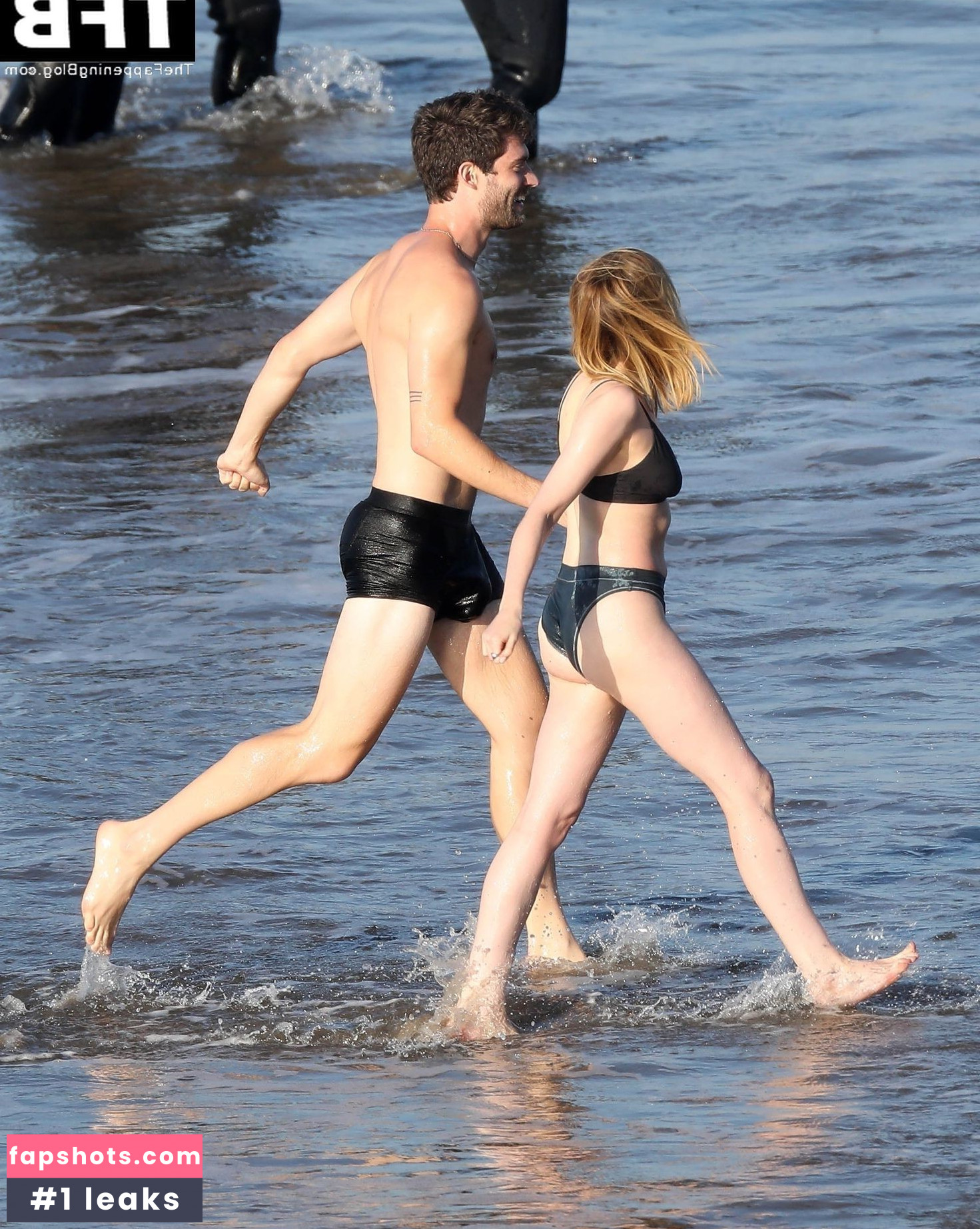 Lucy Boynton Filtración Desnuda OnlyFans Foto #68 - Fapshots