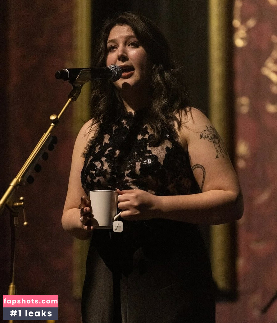 Lucy Dacus gallery photo #2