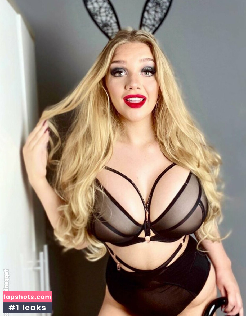 Lucy Dawson gallery photo #4