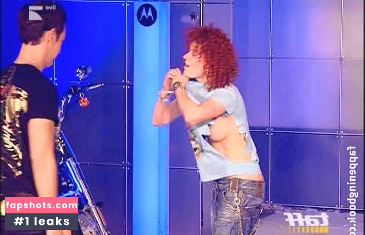 Lucy Diakovska gallery photo #16