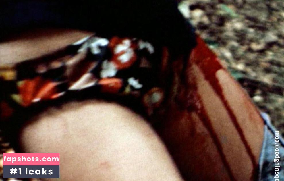 Lucy Grantham gallery photo #4