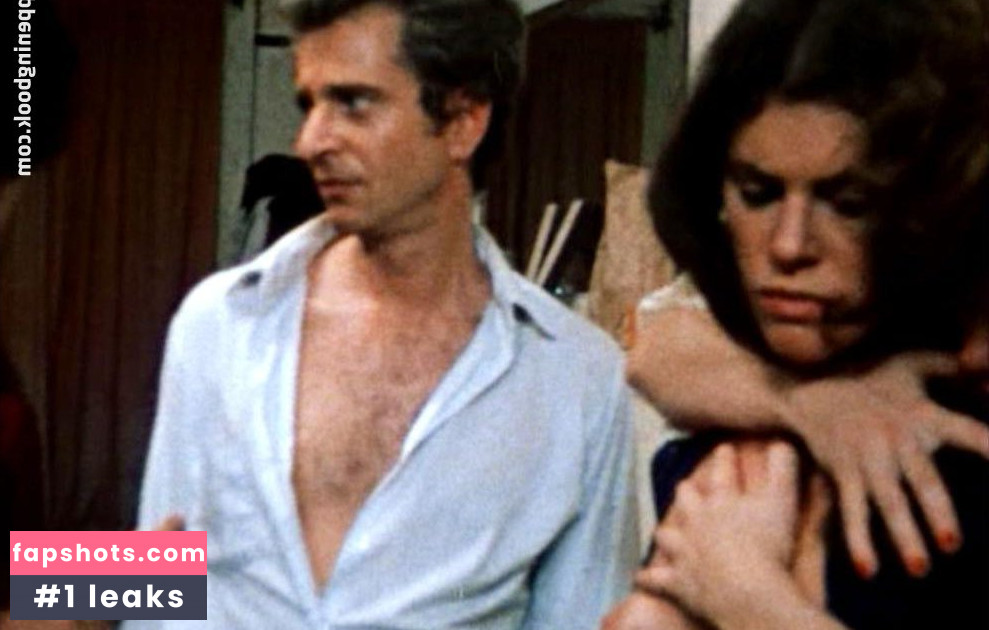 Lucy Grantham gallery photo #7