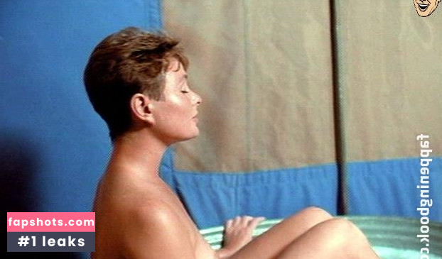 Lucy Gutteridge gallery photo #3