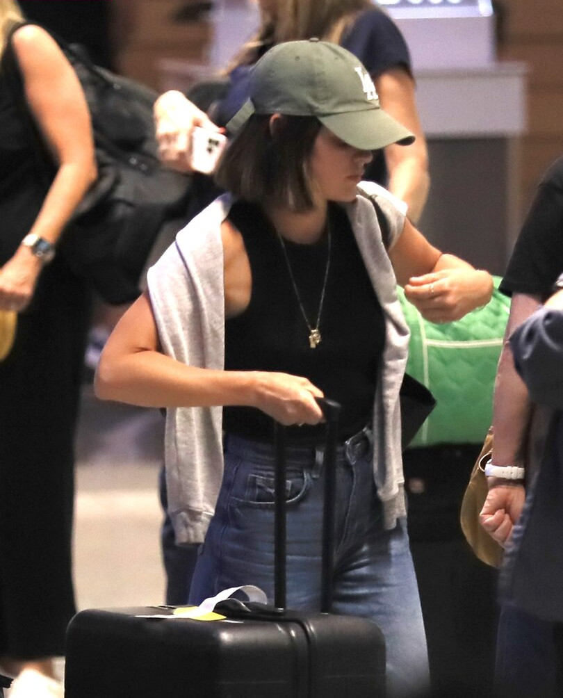 lucy-hale-1 Nude Leaks OnlyFans Photos #152 - Fapshots