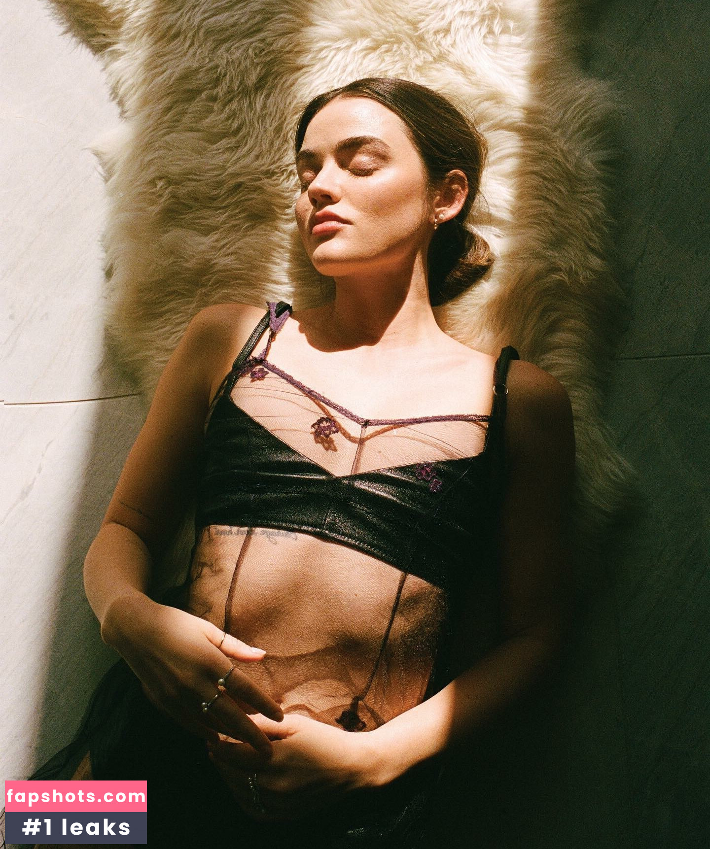 Lucy Hale Nahé úniky fotek pouze od fanoušků #120 - Fapshots