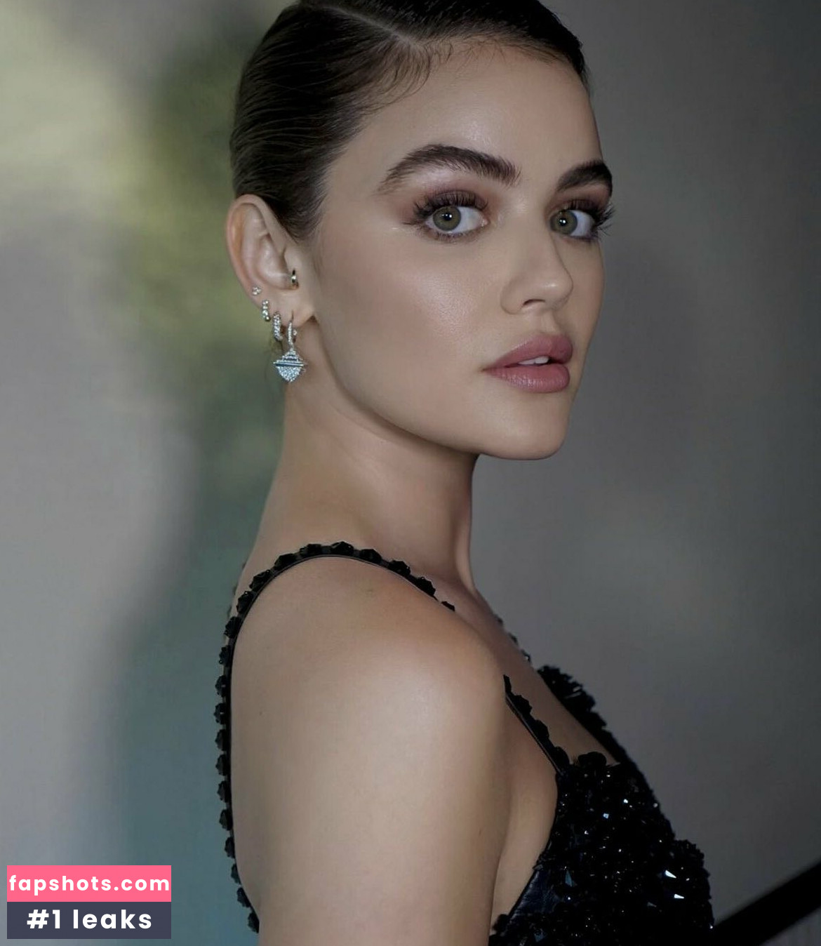 Lucy Hale Nahé úniky fotek pouze od fanoušků #155 - Fapshots