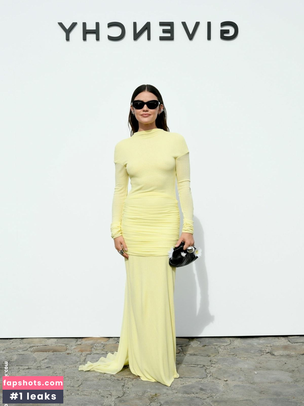 Lucy Hale Nahé úniky fotek pouze od fanoušků #207 - Fapshots