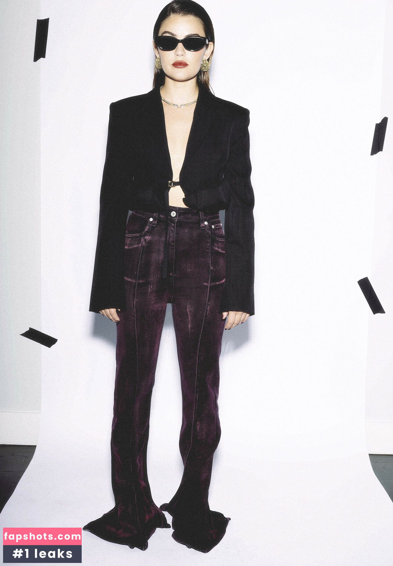 Lucy Hale Nahé úniky fotek pouze od fanoušků #215 - Fapshots