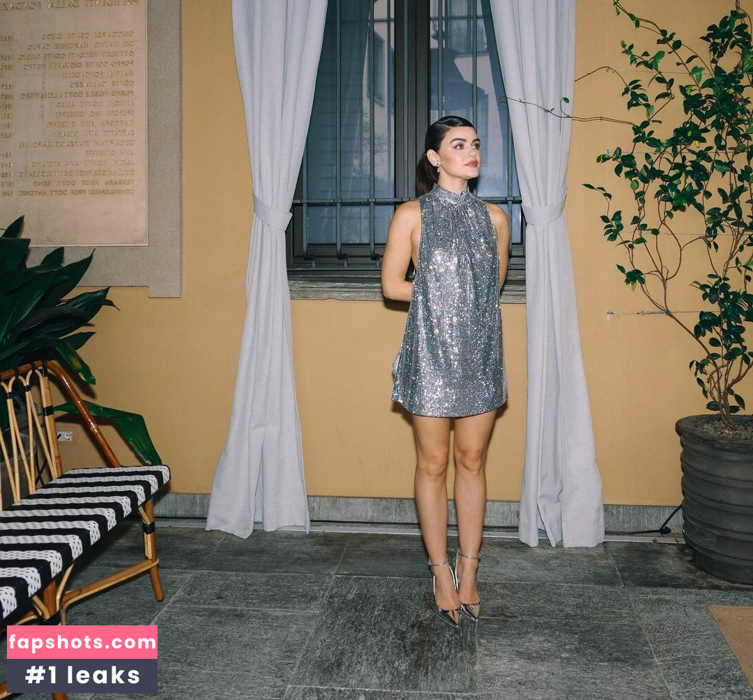 Lucy Hale Nahé úniky fotek pouze od fanoušků #220 - Fapshots