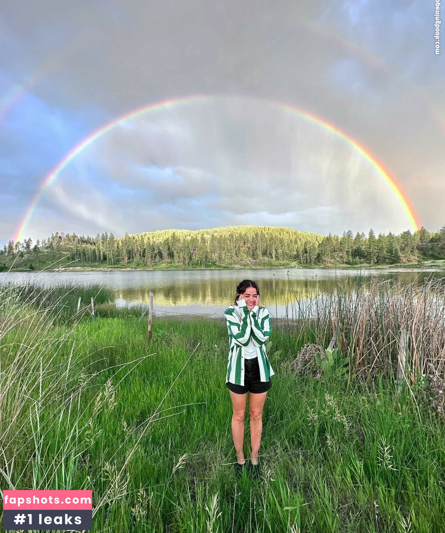 Lucy Hale Nahé úniky fotek pouze od fanoušků #251 - Fapshots