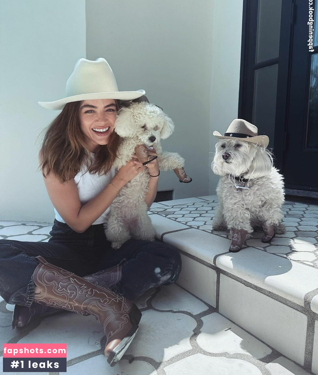 Lucy Hale Nahé úniky fotek pouze od fanoušků #264 - Fapshots