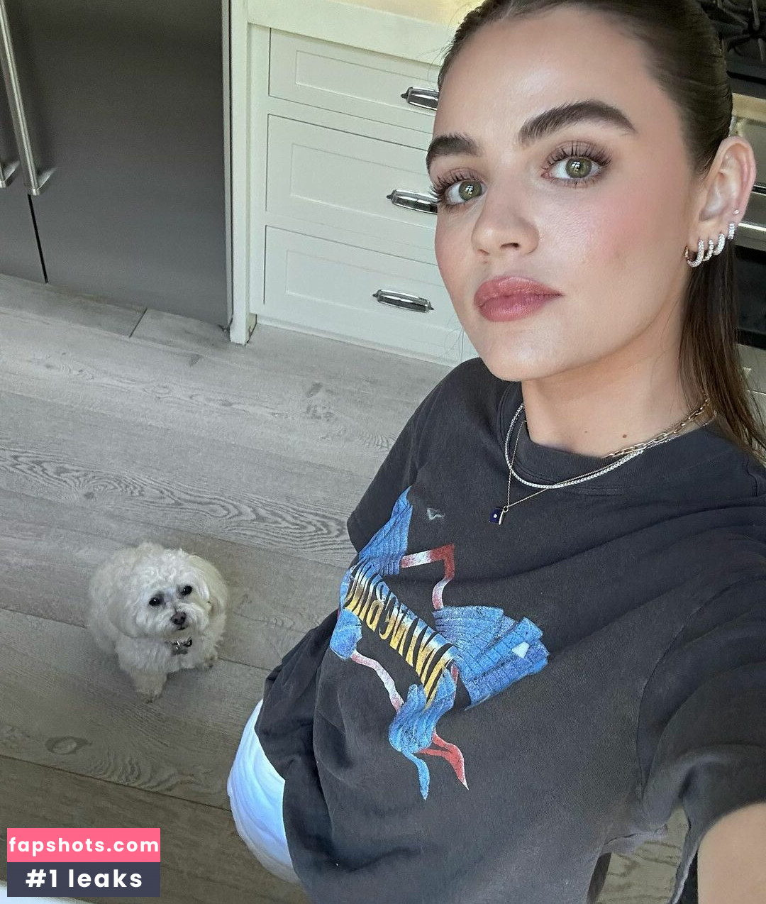 Lucy Hale Nahé úniky fotek pouze od fanoušků #266 - Fapshots