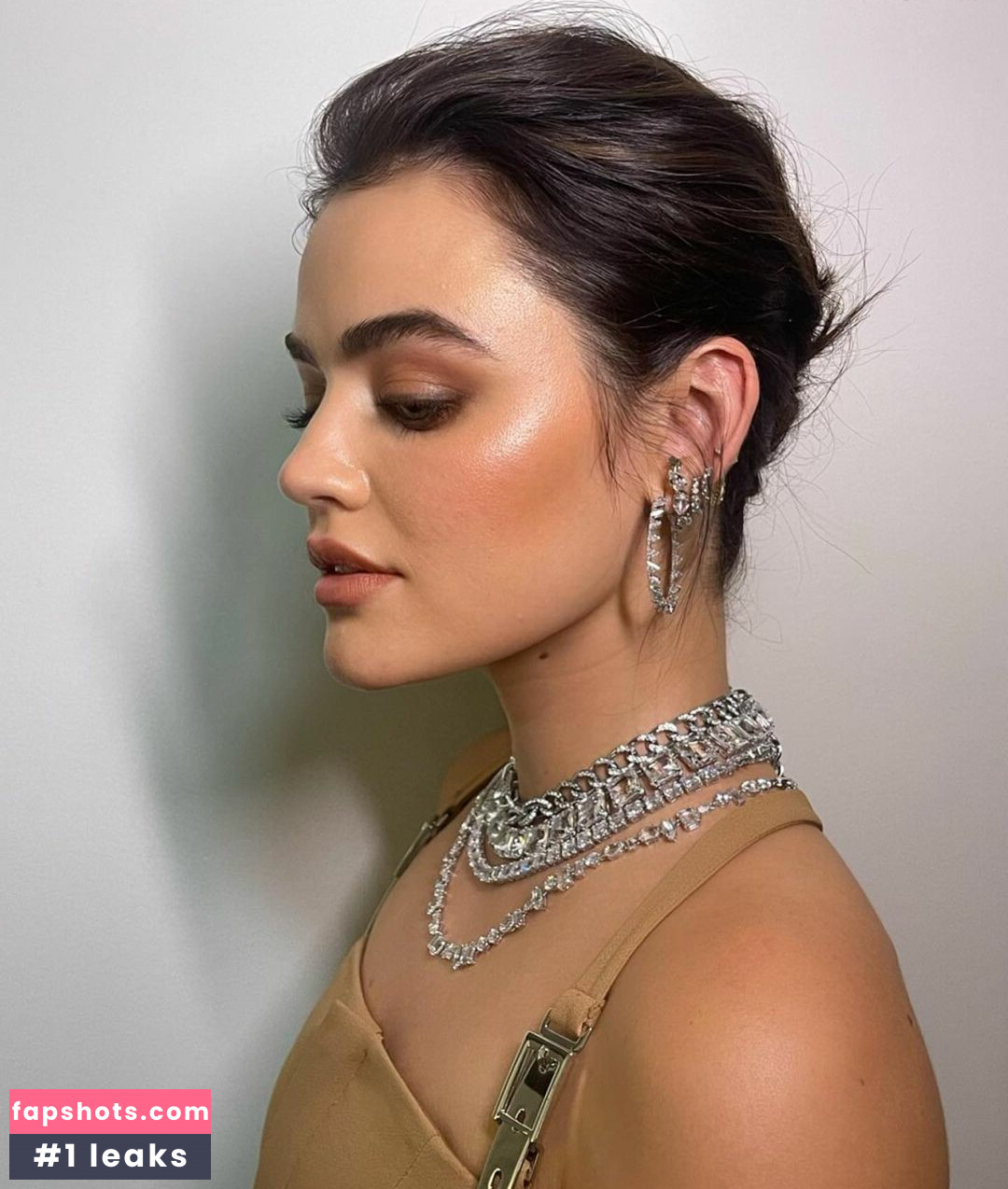Lucy Hale Nahé úniky fotek pouze od fanoušků #283 - Fapshots