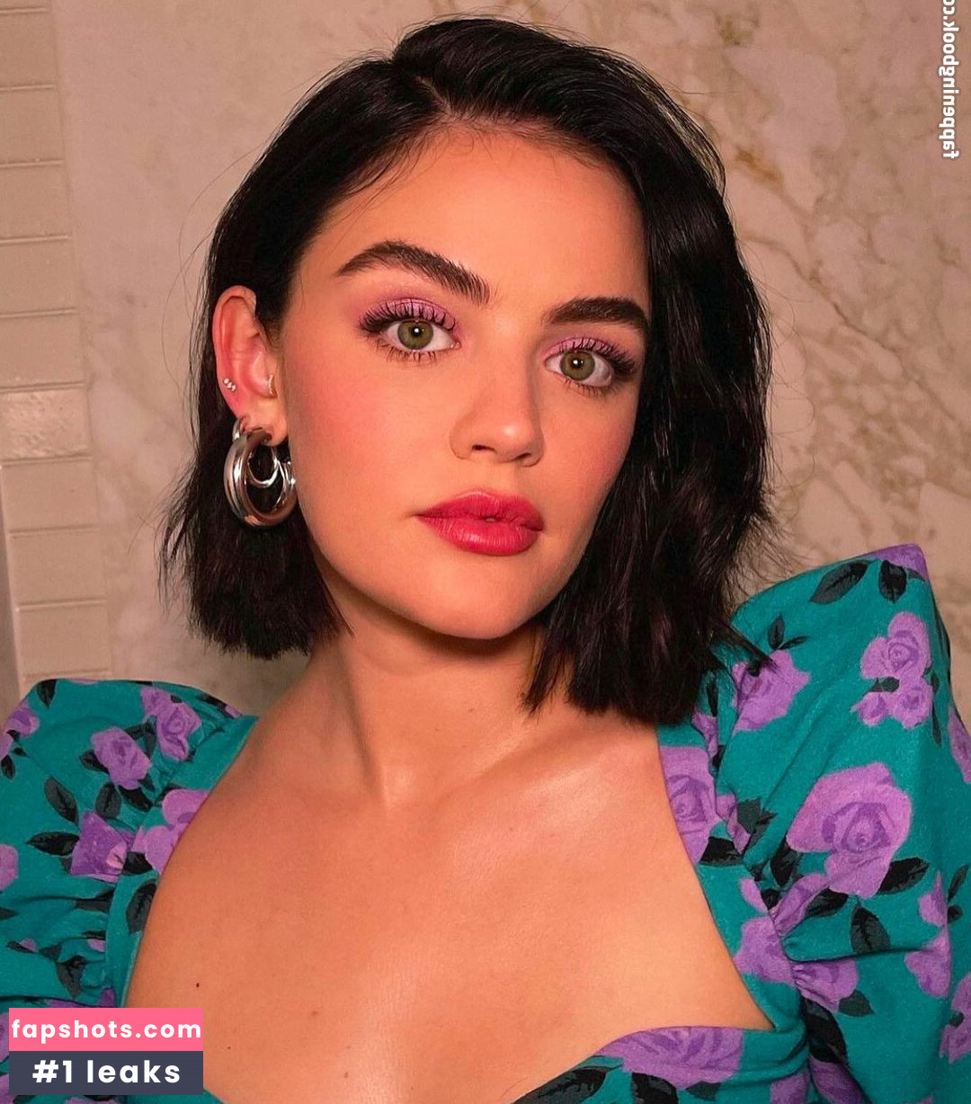 Lucy Hale Nahé úniky fotek pouze od fanoušků #315 - Fapshots