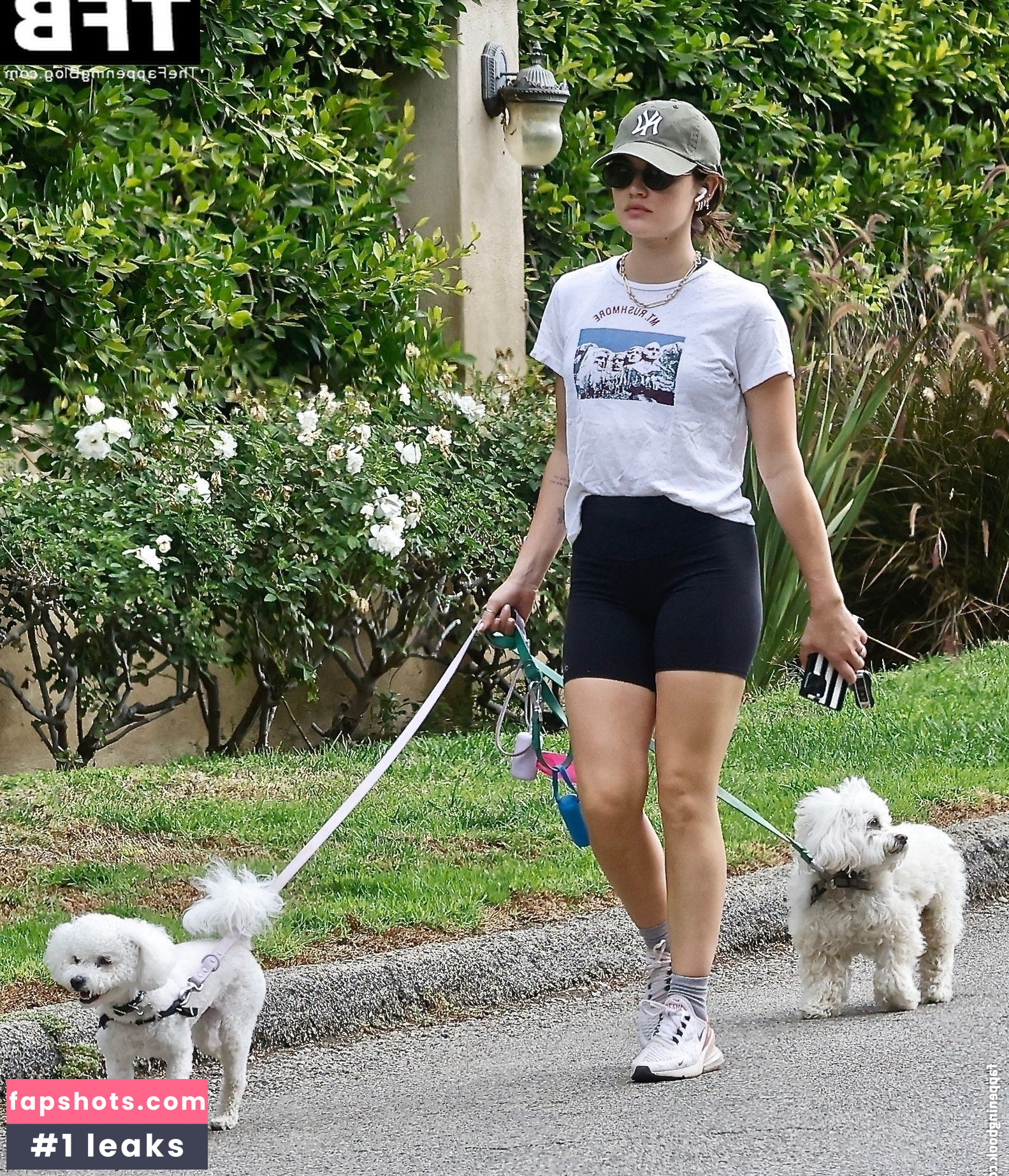 Lucy Hale Nahé úniky fotek pouze od fanoušků #333 - Fapshots