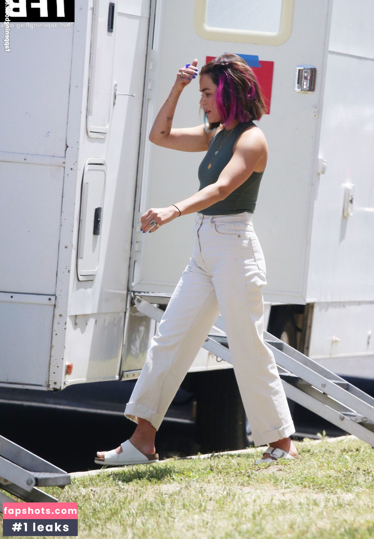 Lucy Hale Nahé úniky fotek pouze od fanoušků #367 - Fapshots