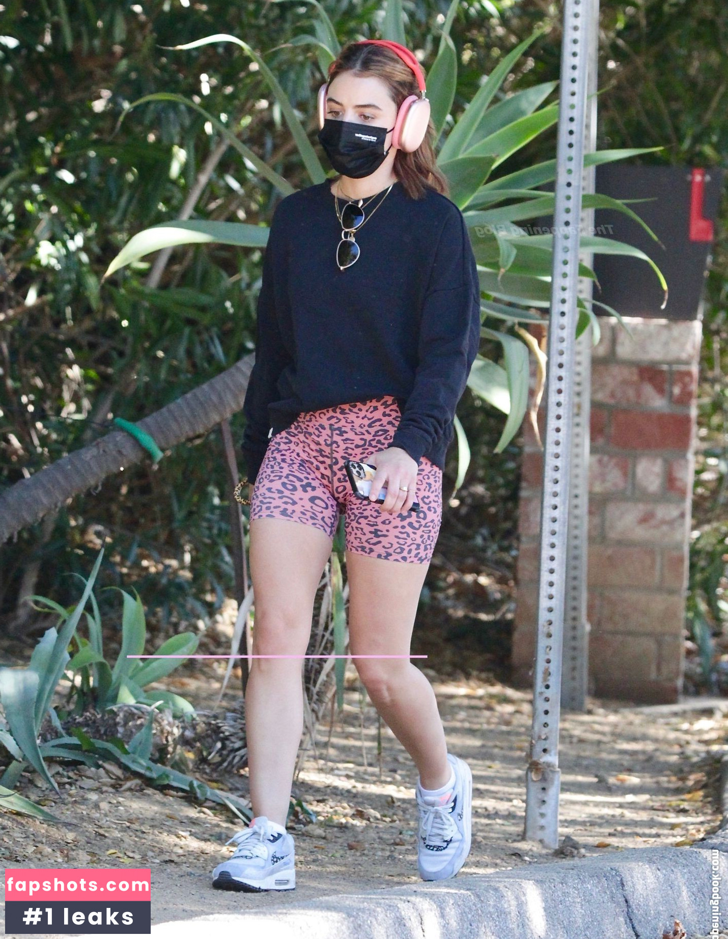 Lucy Hale Nacktheit OnlyFans Fotos #505 - Fapshots