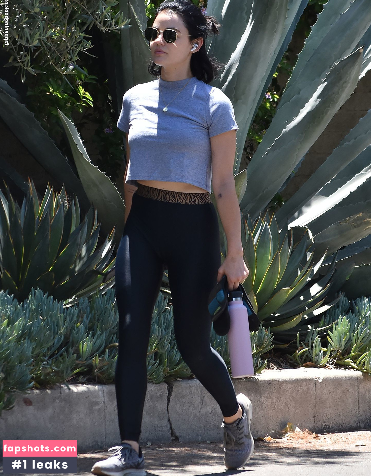 Lucy Hale Nacktheit OnlyFans Fotos #574 - Fapshots