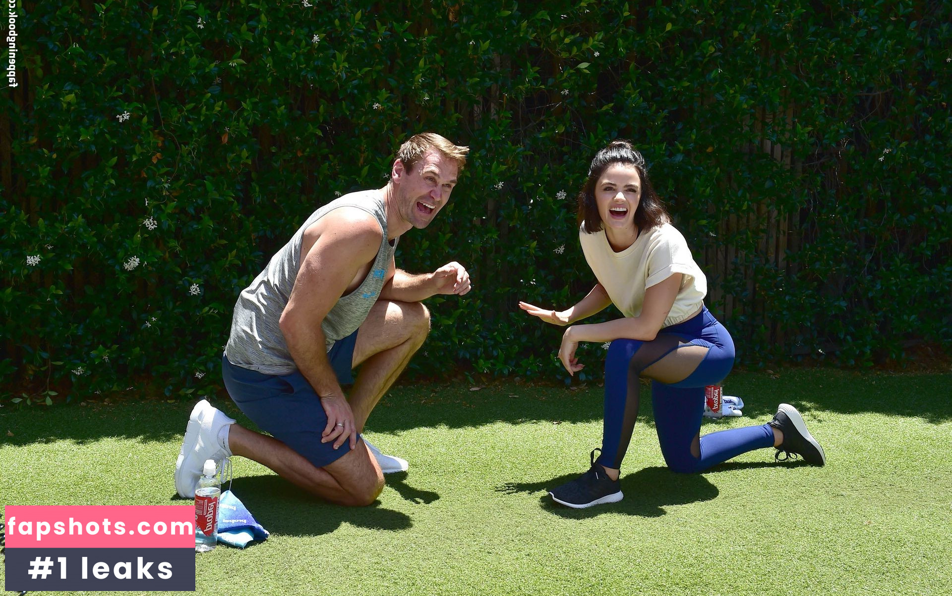 Lucy Hale Nacktheit OnlyFans Fotos #597 - Fapshots