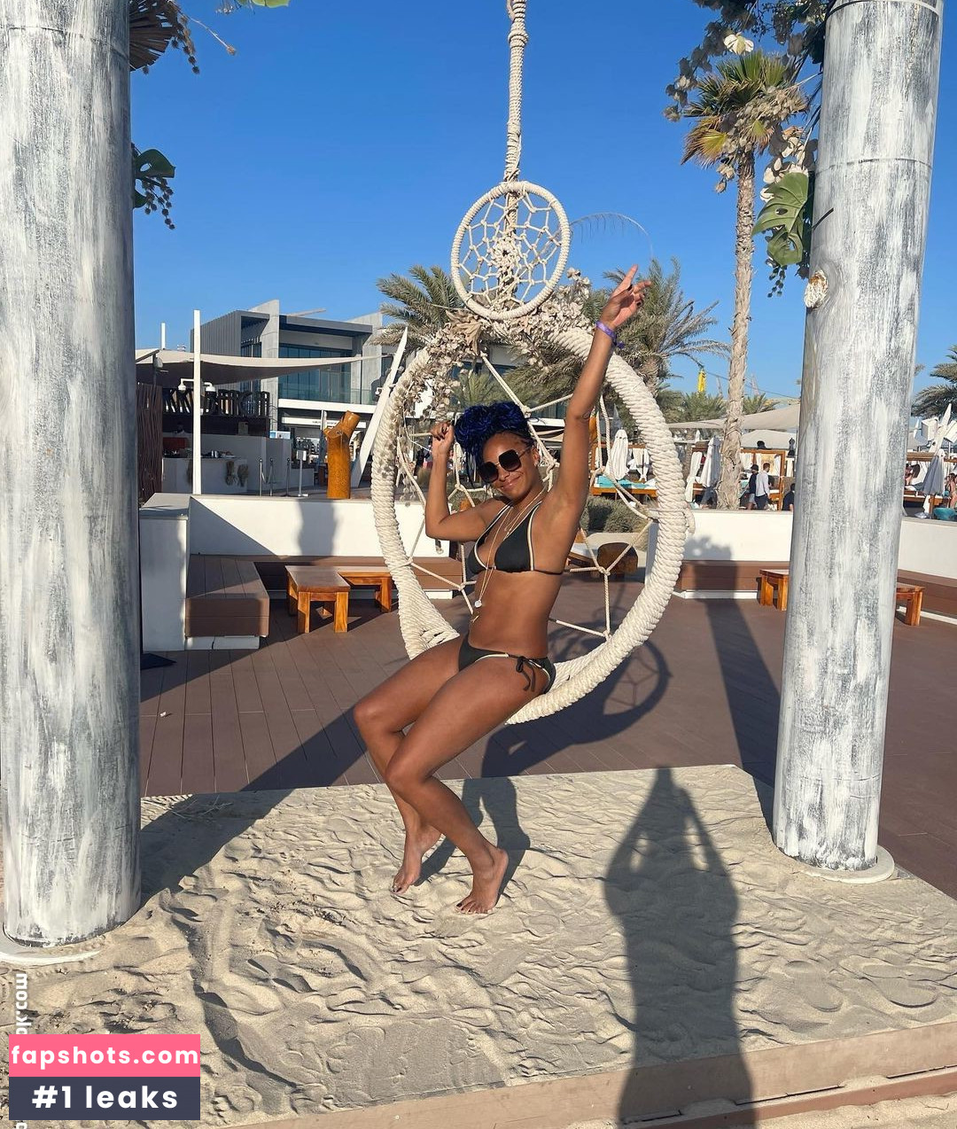 Lucy Hedges gallery photo #2