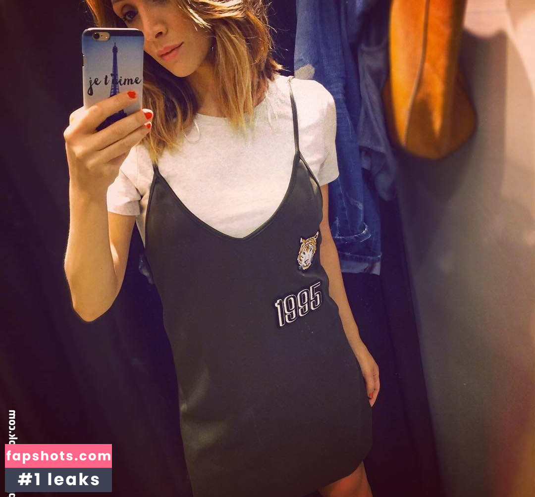 Lucy-Jo Hudson nude babe gallery