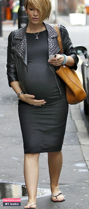 Lucy-Jo Hudson gallery photo #9