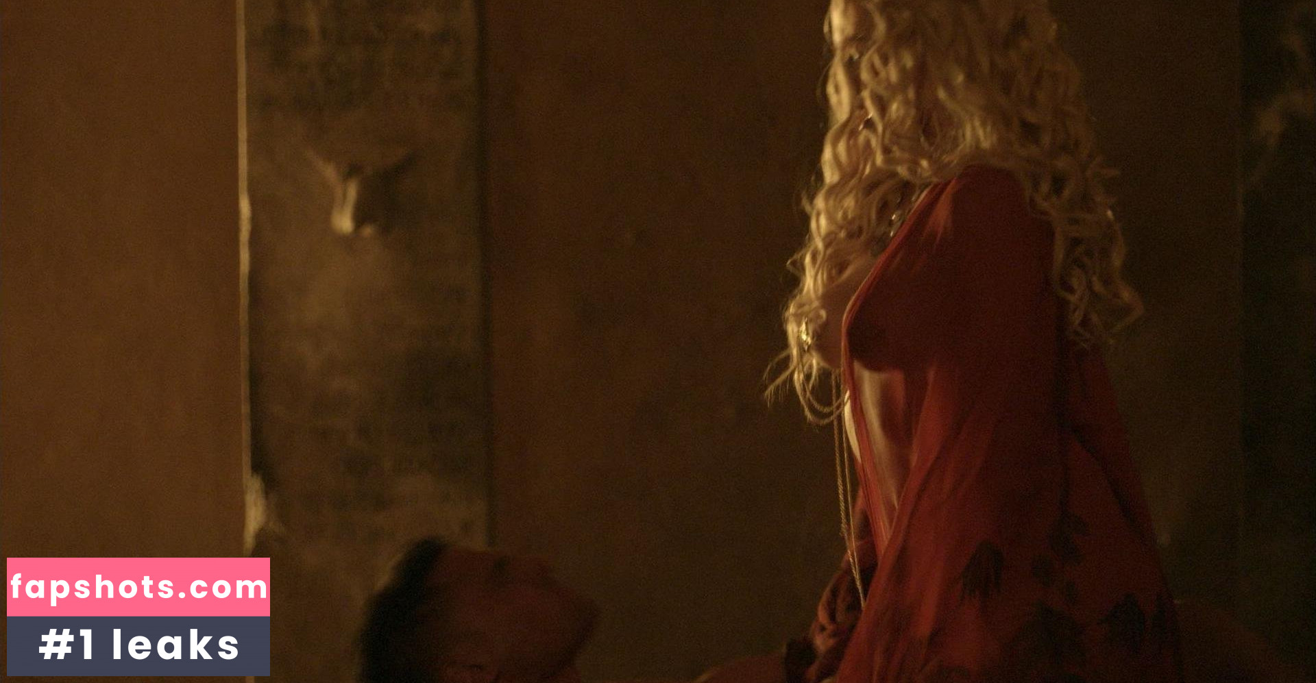 Lucy Lawless gallery photo #117