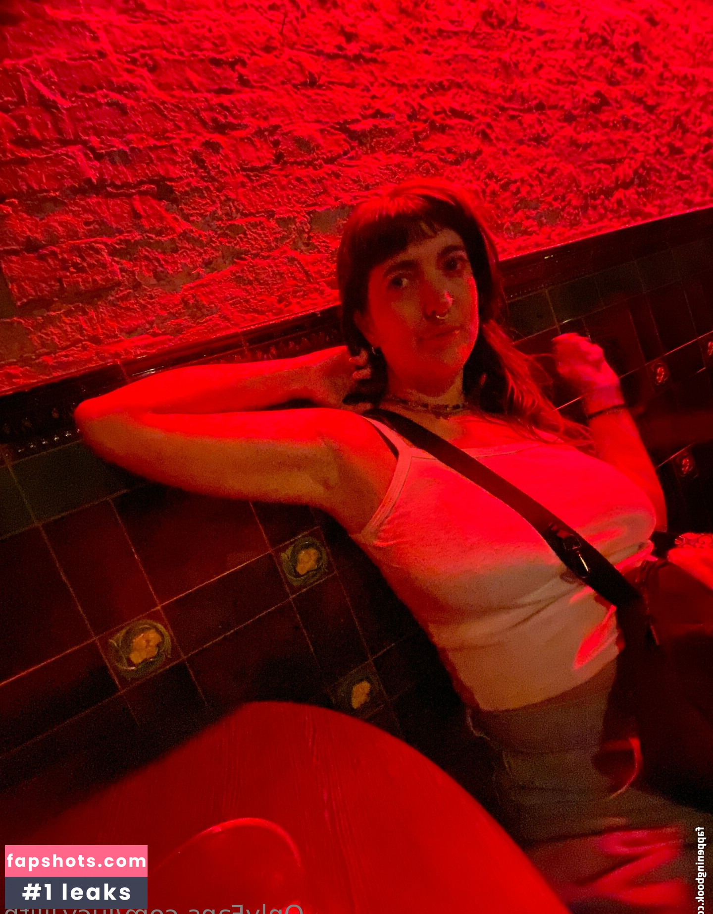 lucy.lilith gallery photo #6