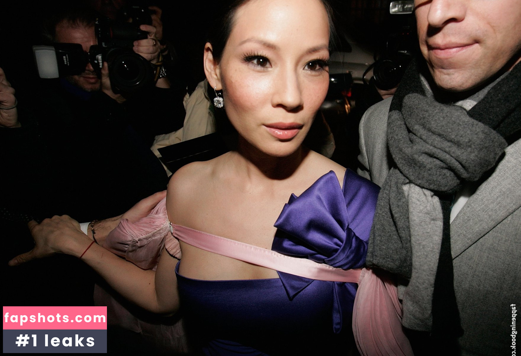 Lucy Liu gallery photo #103