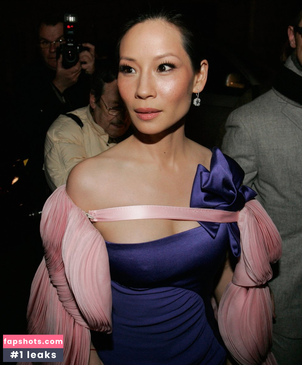 Lucy Liu gallery photo #104