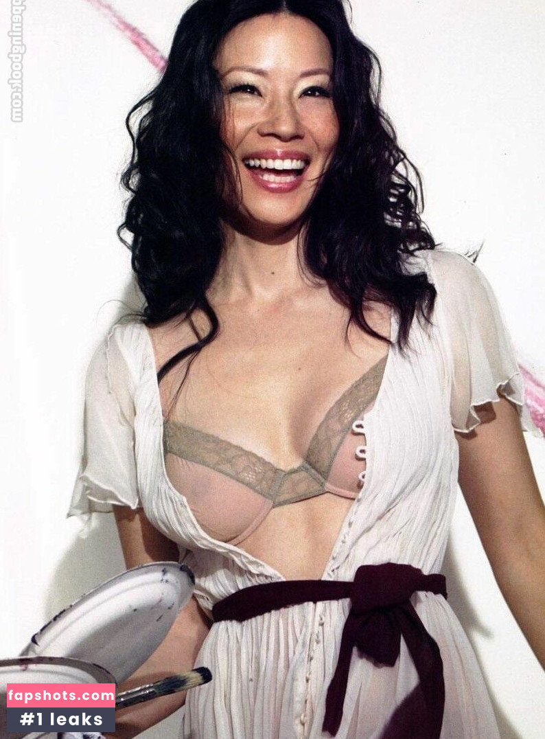 Lucy Liu gallery photo #19