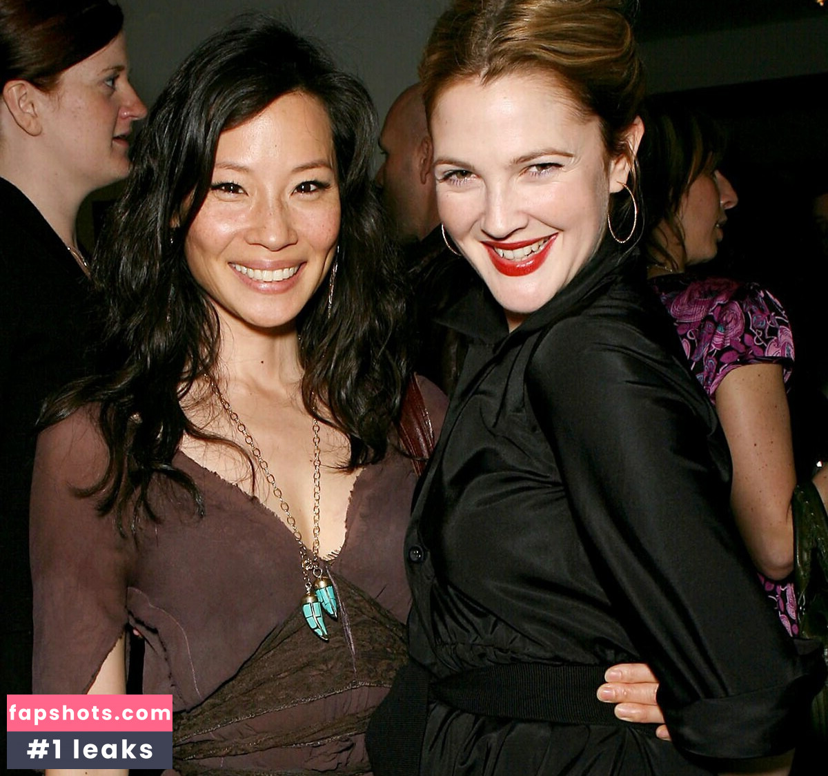 Lucy Liu gallery photo #25