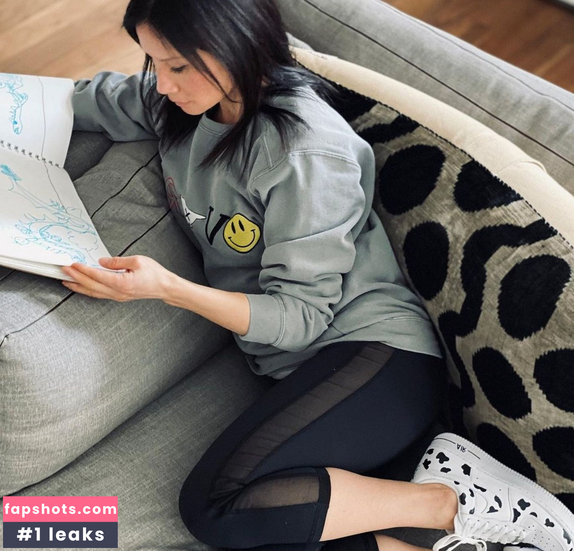 Lucy Liu gallery photo #68