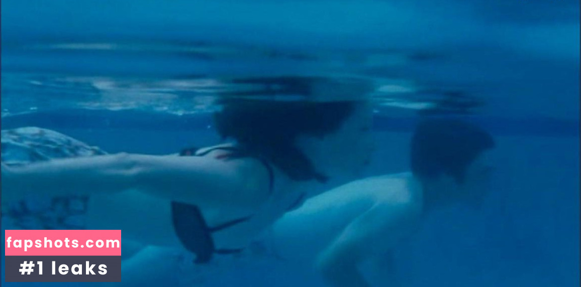 Lucy Liu gallery photo #75