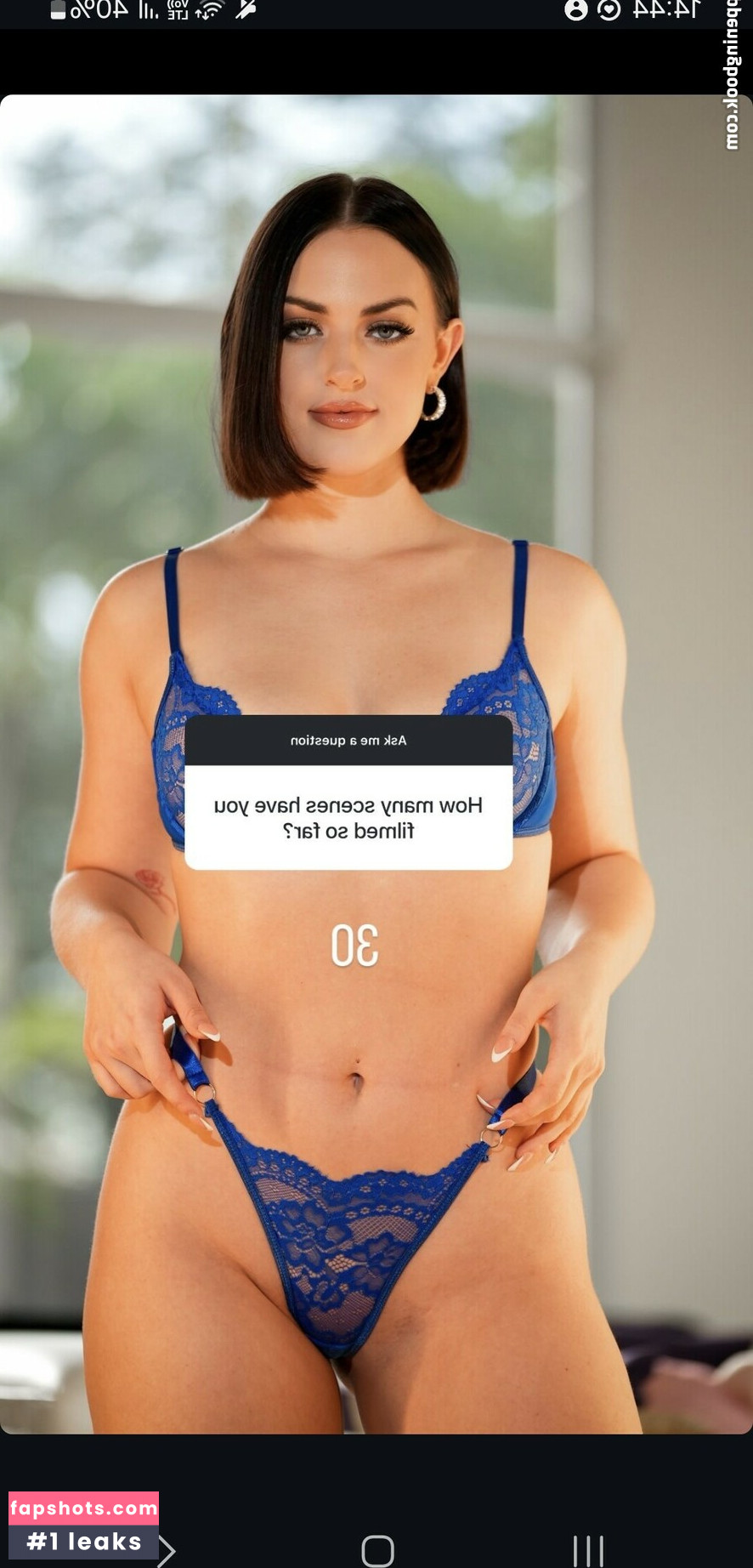 Lucy Lotus gallery photo #29