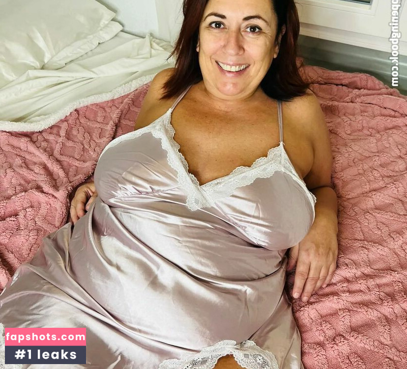 Lucy May gallery photo #4