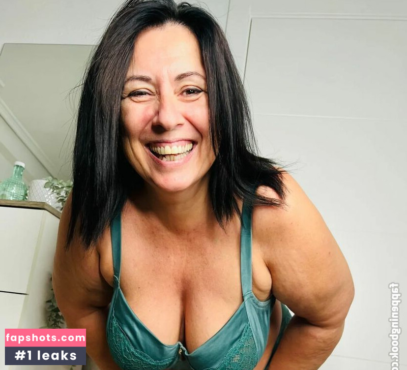 Lucy May gallery photo #5