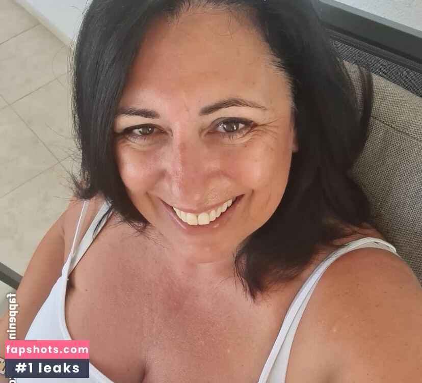 Lucy May gallery photo #10