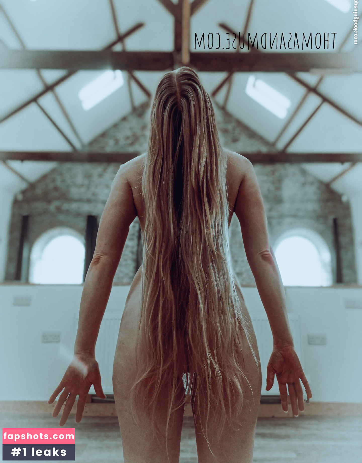 Lucy Musings gallery photo #25