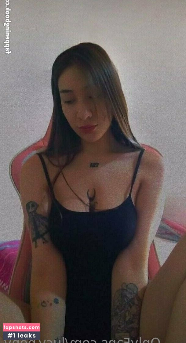 lucy.pony gallery photo #3