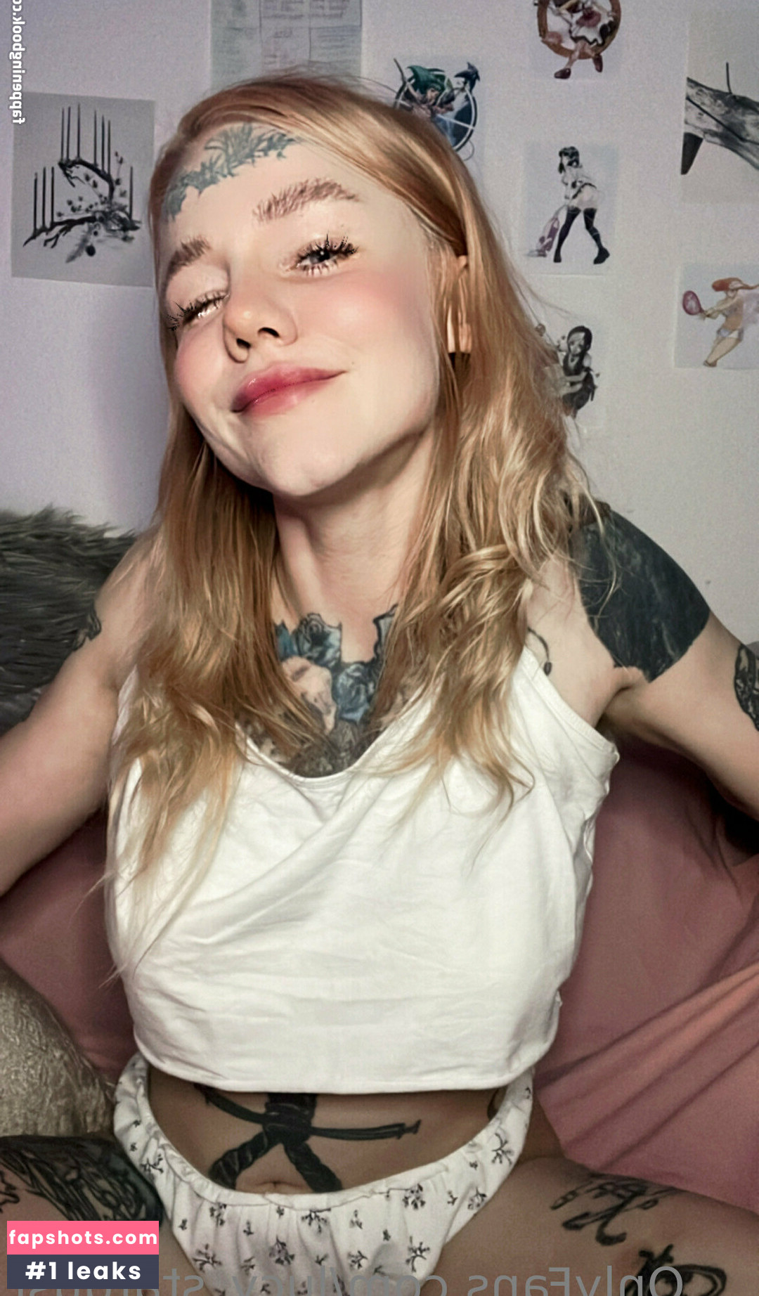 lucy_stardust gallery photo #14