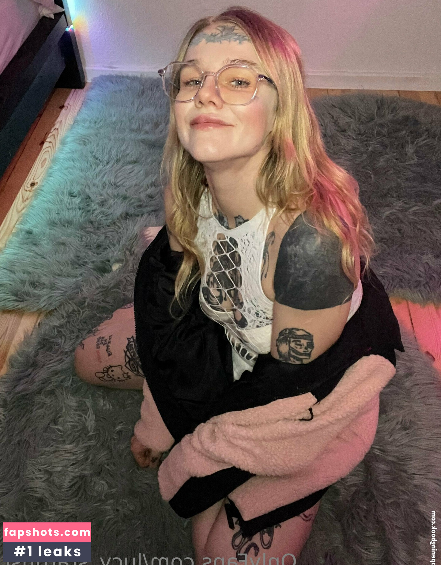 lucy_stardust gallery photo #20